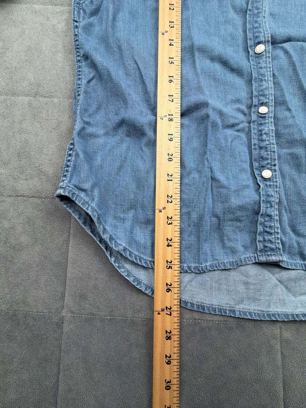 7 For All Mankind Women's Long Sleeve Denim Button Down Shirt Size L - Picture 6 of 12